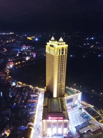 东兴华美达广场酒店