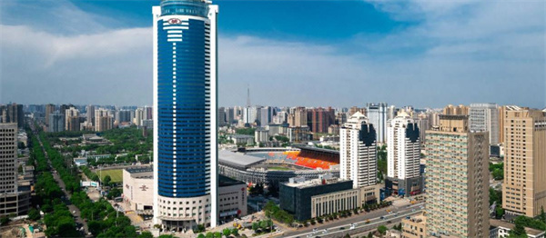 西安皇冠假日酒店